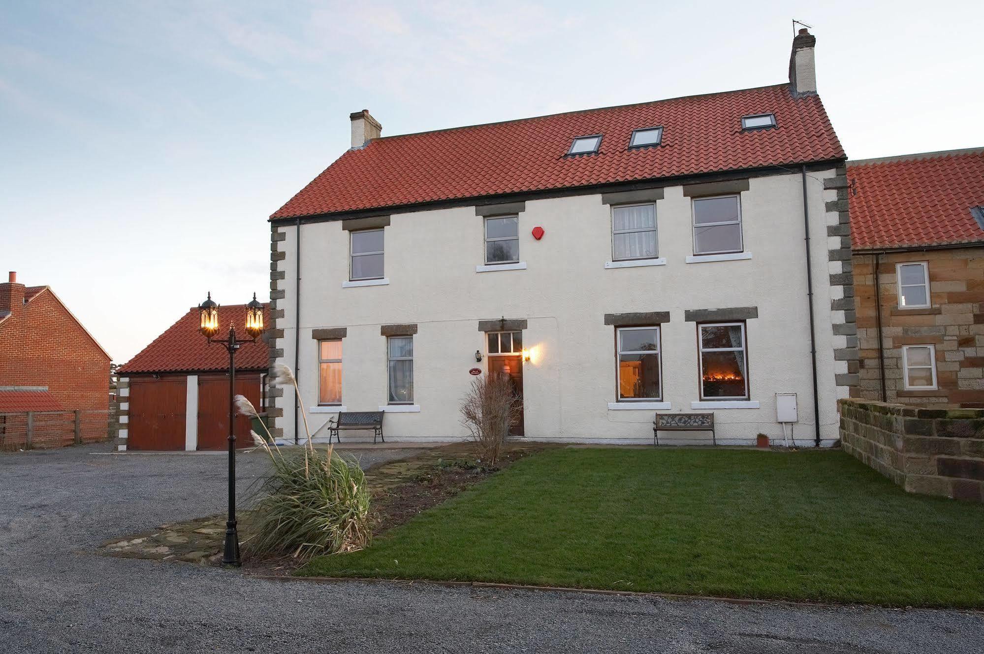Townend Farm Bed And Breakfast Лофтус Экстерьер фото